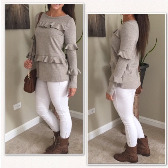 Glamvault Sweaters - Sweater w/Ruffle Detail
